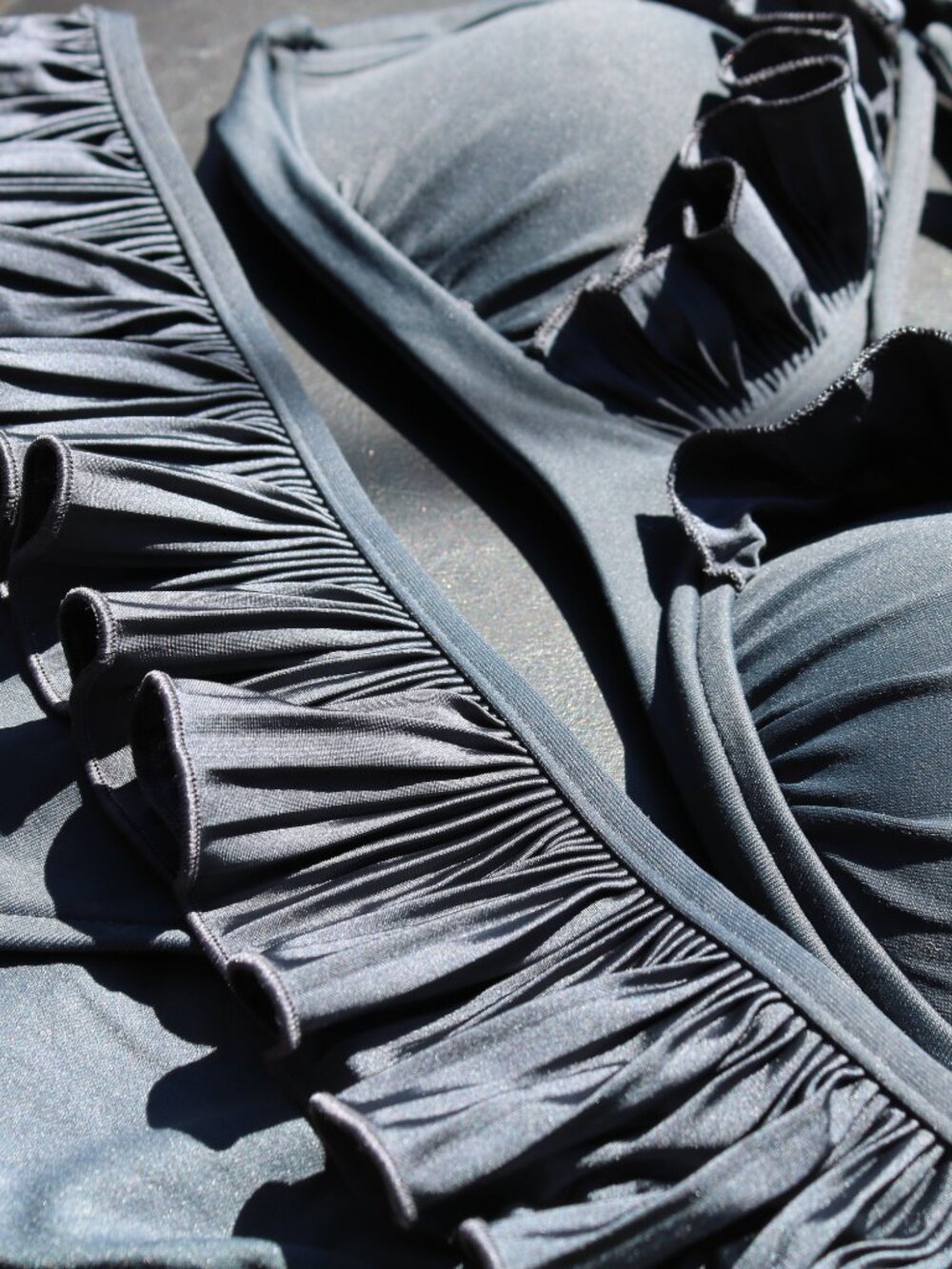 vintage Seafolly Australia ruffle bikini set - Picture 5 of 9
